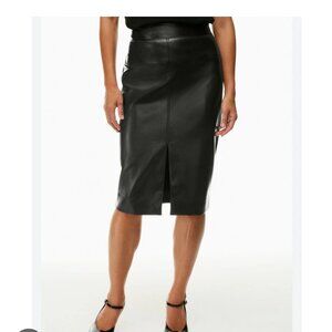 ARITZIA BABATON PEGU SKIRT faux leather  size 12
